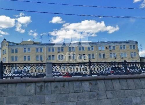 Административное здание "Болотная, 18" – фото объекта